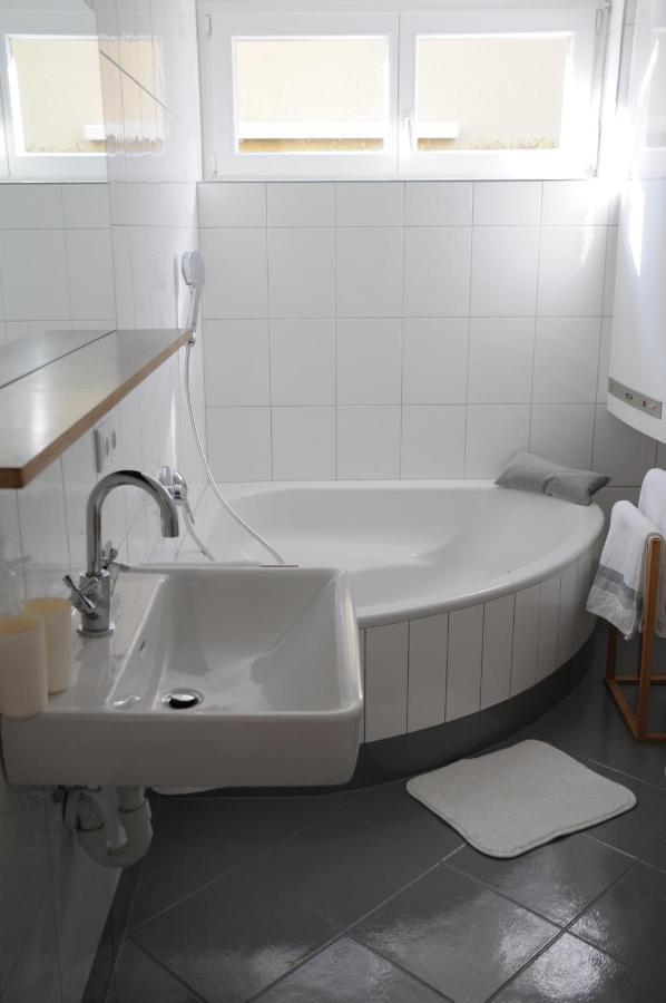 Relax Apartment Mit Garten - Lifestyle Am Bodensee, Fahrraeder & Parkplatz Inklusive Bregenz Exteriér fotografie